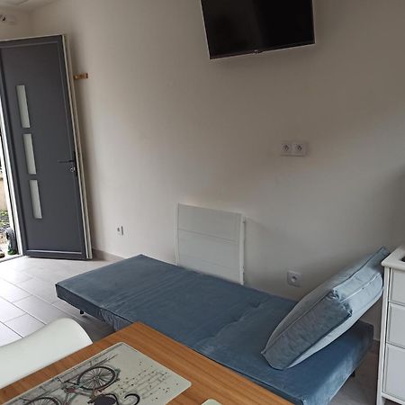 Maisonnette Entiere Et Privee, 600M De La Gare Margny-les-Compiegne المظهر الخارجي الصورة